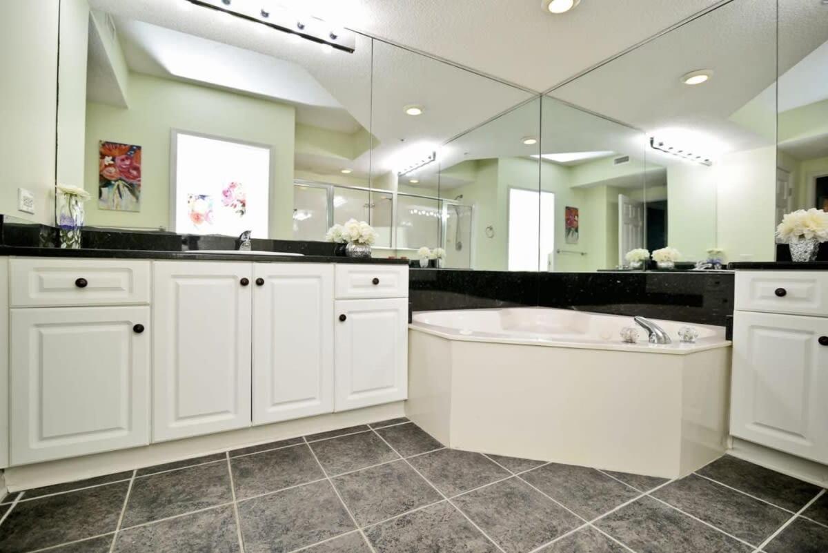 Waterfront Luxury Huge Condo With 15000Sf Pool Myrtle Beach Exterior photo